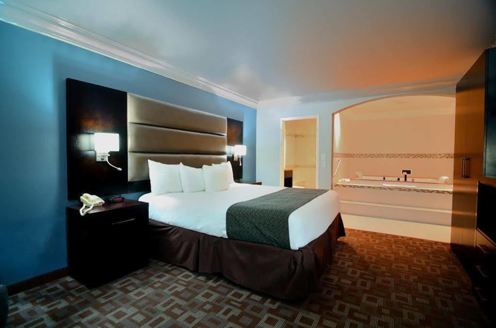 Days Inn By Wyndham Downey Exteriér fotografie