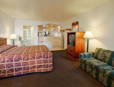 Days Inn By Wyndham Downey Pokoj fotografie